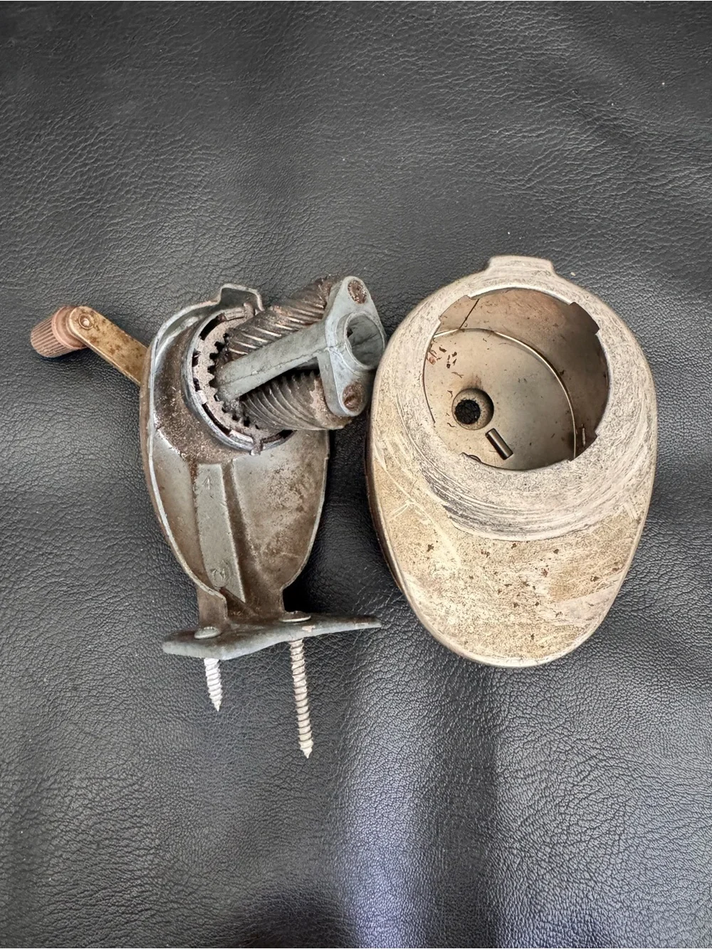 Boston KS Vintage Manual Hand Crank 8-Hole Pencil Sharpener Wall or Table Mount